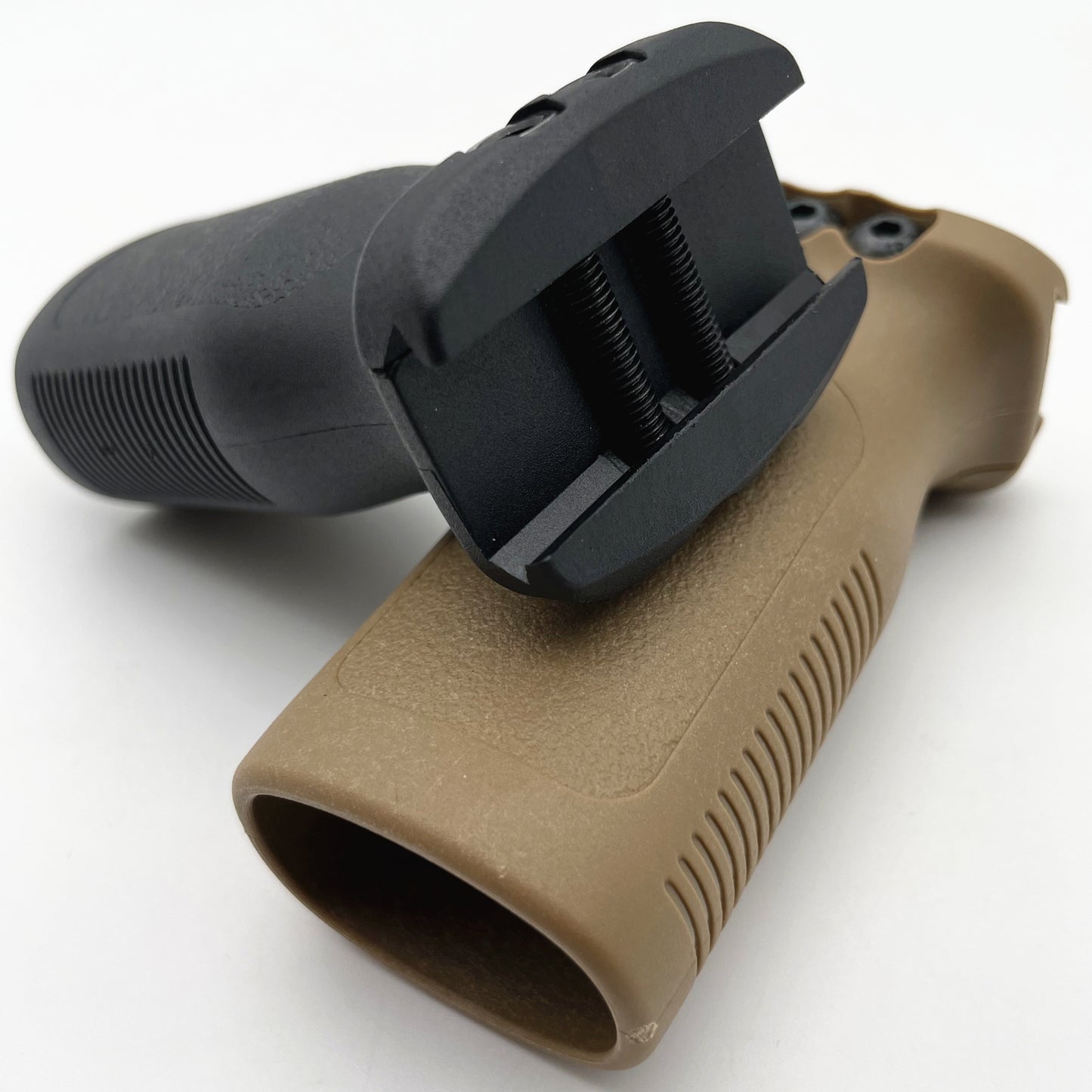 Nylon foregrip for rifles and shotguns
